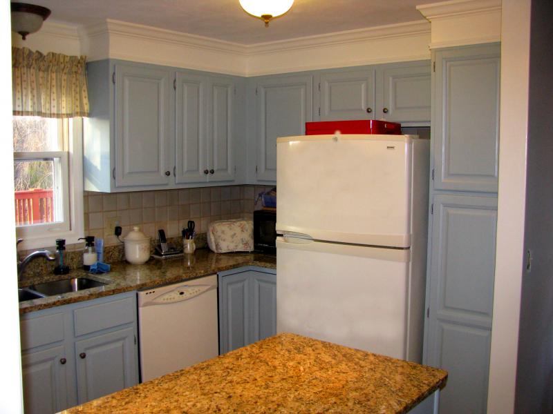 Refinishing Kitchen Cabinets